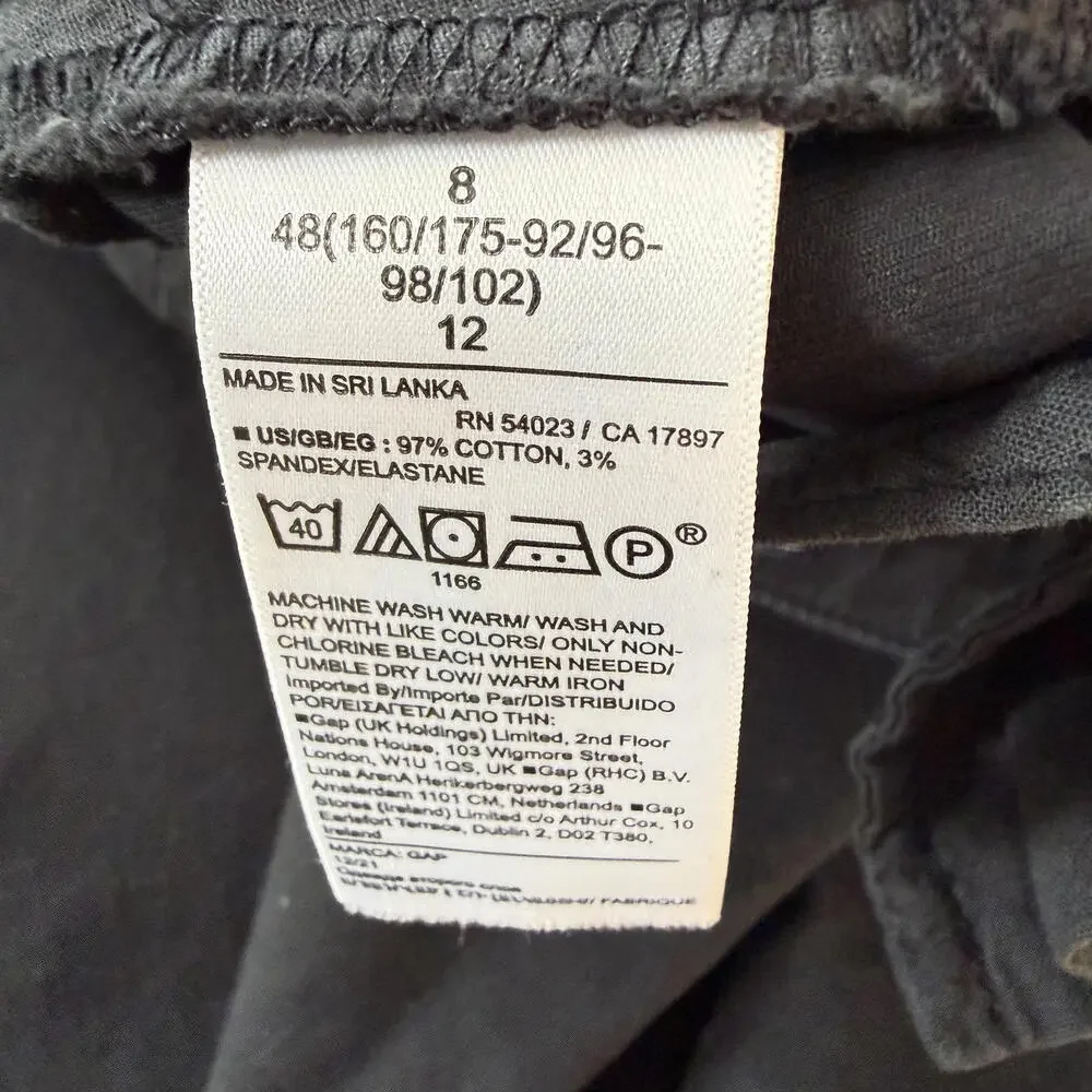 GAP Everyday Black Straight Crop Khaki‎ Womens SZ 8. Preppy Academia Nautical